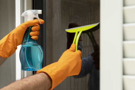 Glass & Facade Cleaning — CareNest service